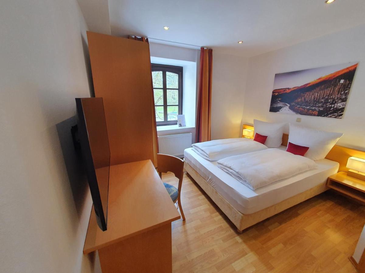 Hotel Und Weingut Karlsmuehle Mertesdorf Luaran gambar