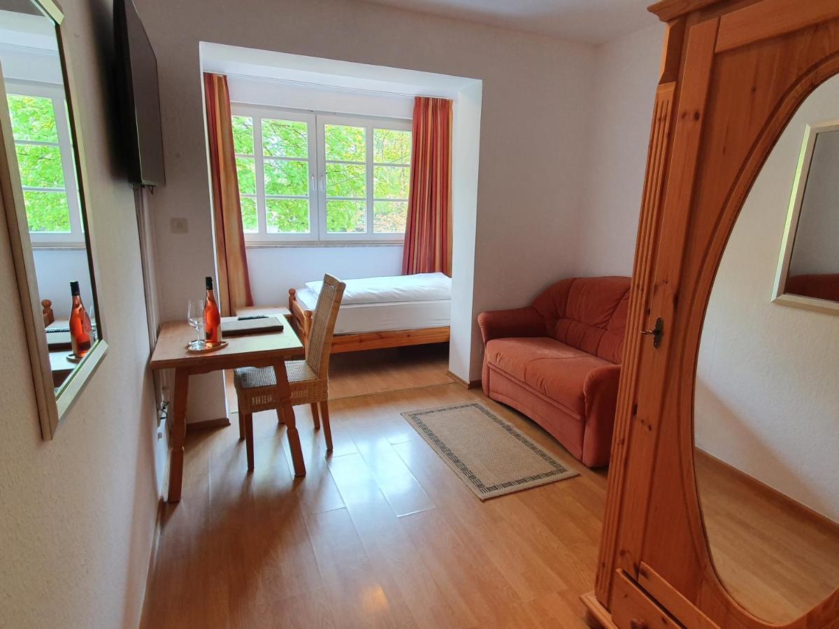 Hotel Und Weingut Karlsmuehle Mertesdorf Luaran gambar