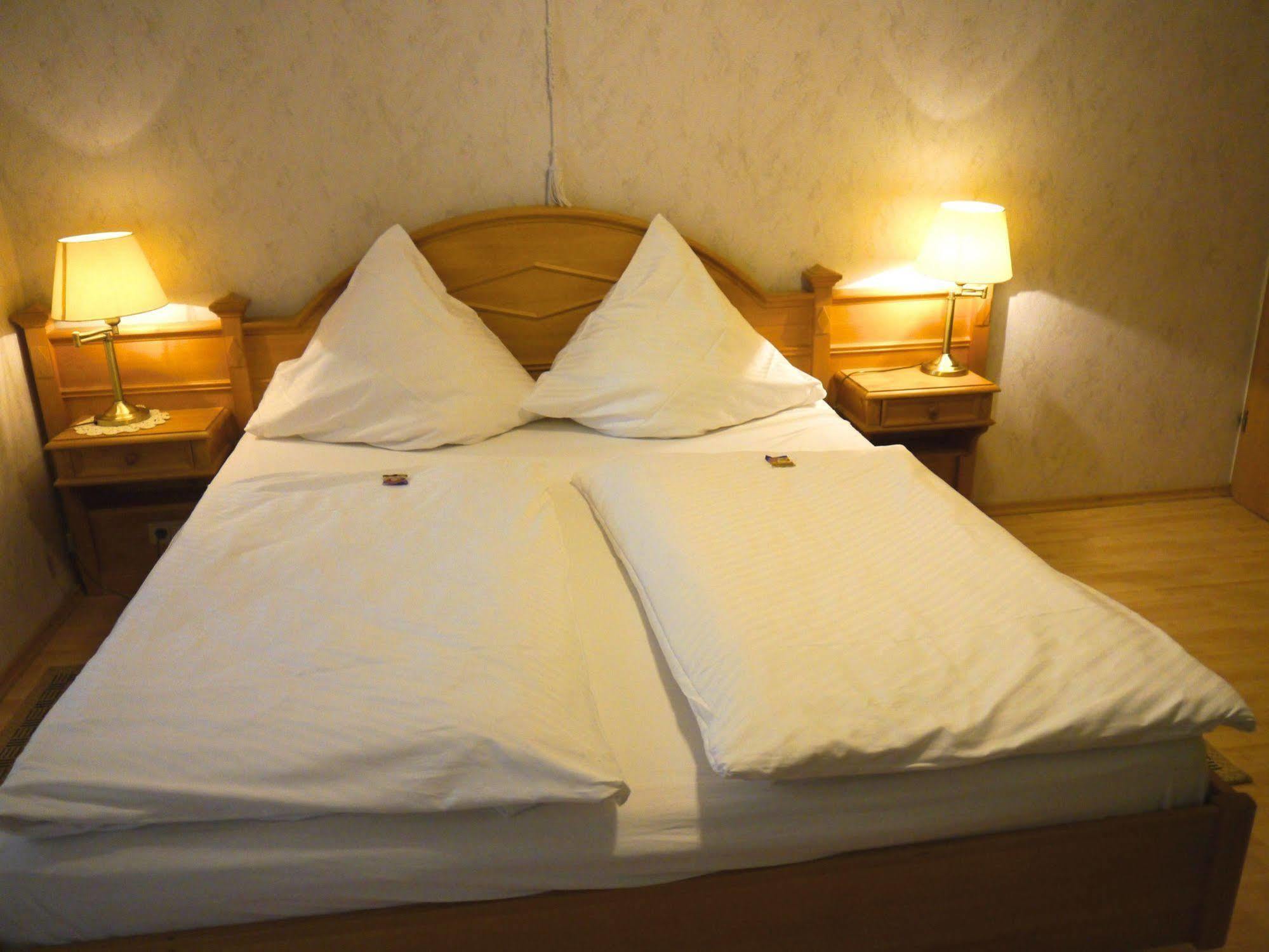 Hotel Und Weingut Karlsmuehle Mertesdorf Luaran gambar